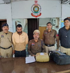 बिलासपुर पुलिस का प्रहार : अवैध रूप से गांजा तस्करी करते तस्कर गिरफ्तार, पास से 66 हजार रुपये कीमती गांजा बरामद,